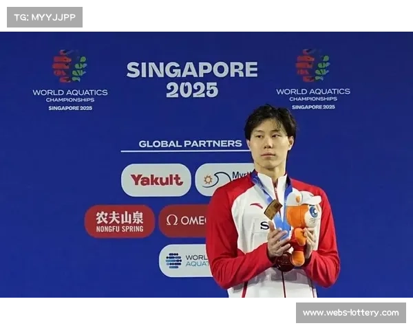 覃海洋强势晋级男子二百米蛙泳决赛全力冲击奖牌展现中国泳坛实力